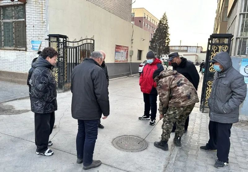 【聚焦民心所向为基层治理“导航”】下水管道堵塞居民愁社区出面解民忧(图1)
