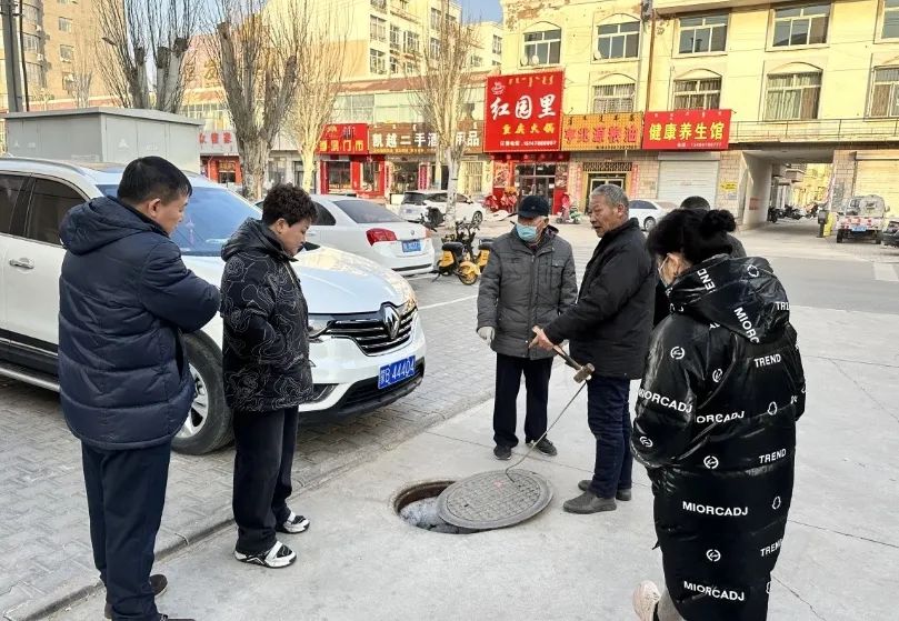 【聚焦民心所向为基层治理“导航”】下水管道堵塞居民愁社区出面解民忧(图2)