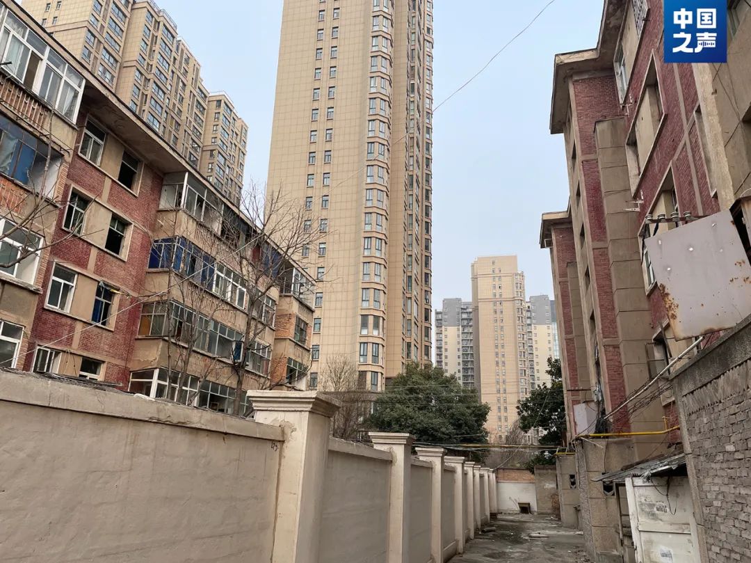 老旧小区维修改造反而变危房！居民回迁为何遥遥无期？(图5)