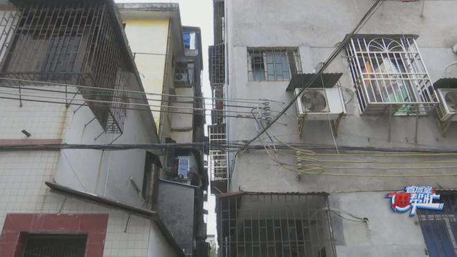 【直播室“惠”帮忙】排污管道断裂污水四溢社区多方协调解民忧(图2)