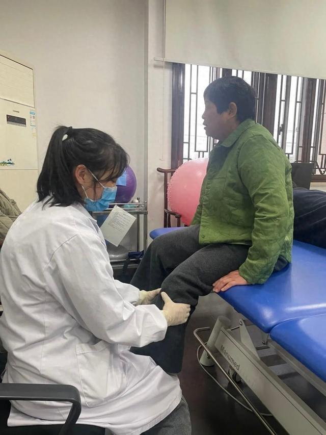 新桥镇社区卫生服务中心助疑难病例患者家门口康复(图1)