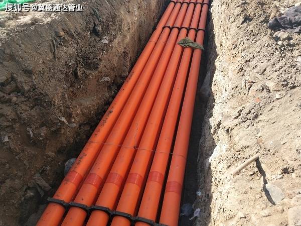 在市政道路工程中常用电力穿线管道有mpp电力管CPVC管PE穿线管(图1)
