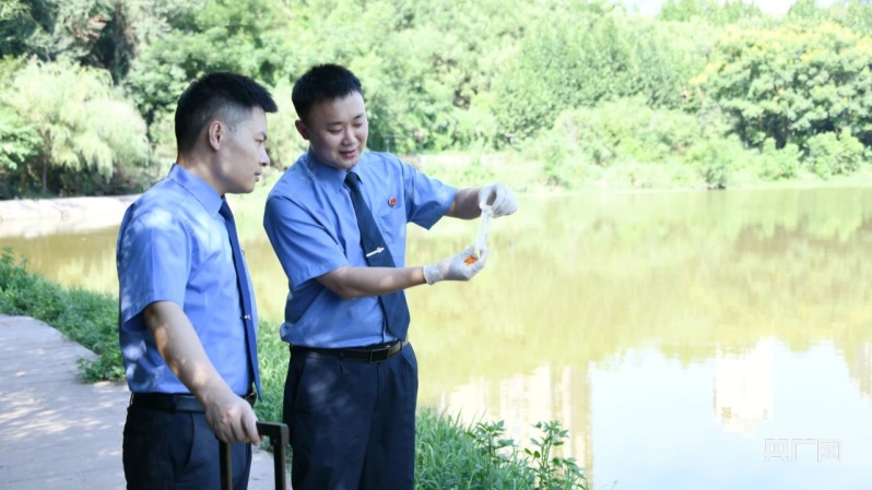 重庆綦江：规范百户商家排污守护通惠河一江碧水(图1)
