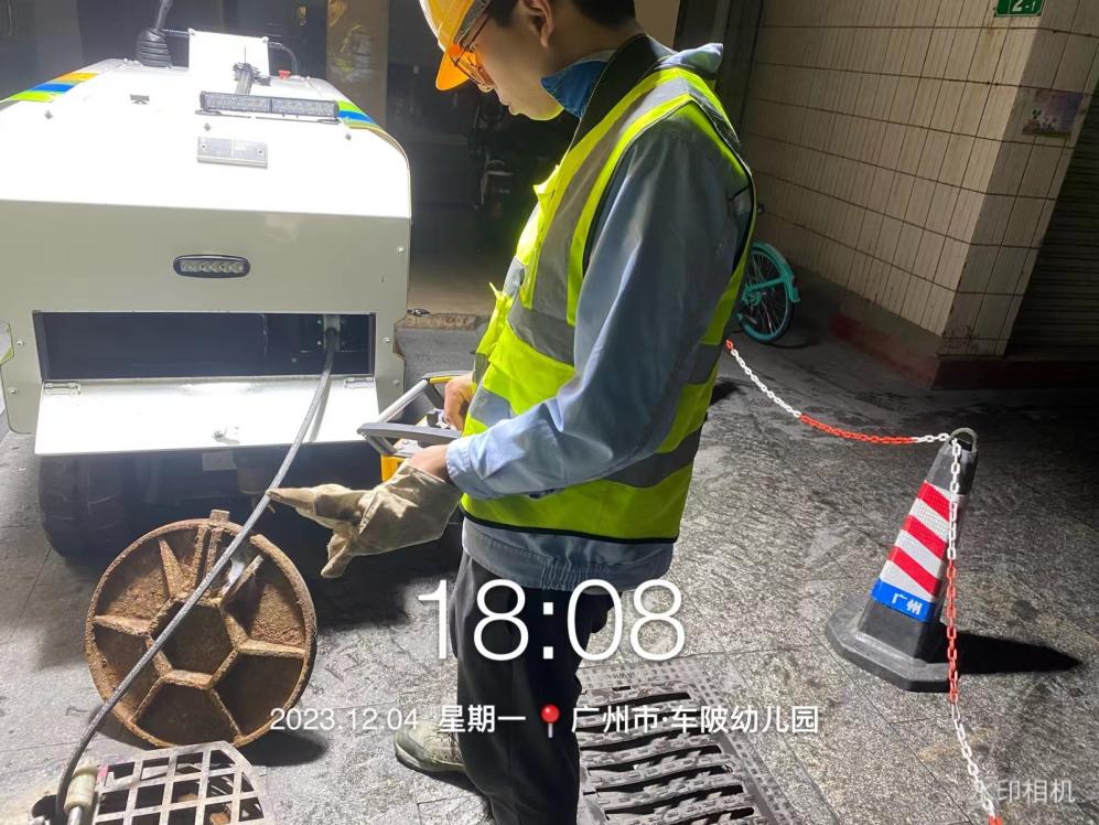治理城市“毛细血管”让群众“身边事”尽快解决(图1)