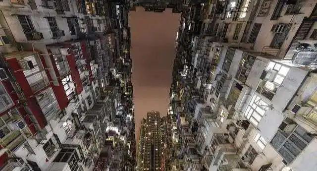 开发商老板承认了这种住宅将沦为“穷人房”尤其是这2层楼(图5)