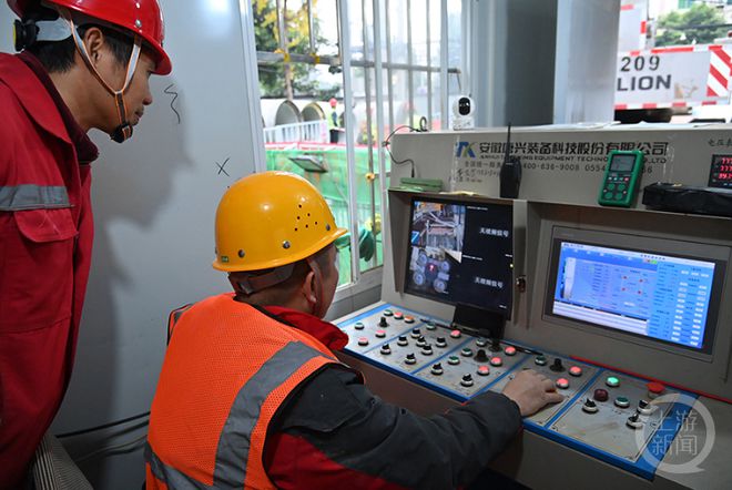 污水管网扩建施工忙推动生态环境持续改善(图2)