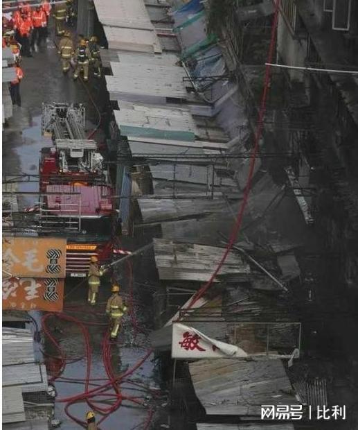 香港九龙寨城老照片：曾是香港最邪恶肮脏之地图9场景令人作呕(图11)