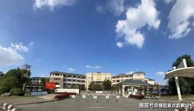 文泽华府售楼处电话文泽华府售楼中心电话楼盘评测首页网站24小时热线(图10)