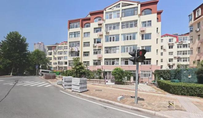 市南小区改造后污水外溢或下月更换管道(图1)
