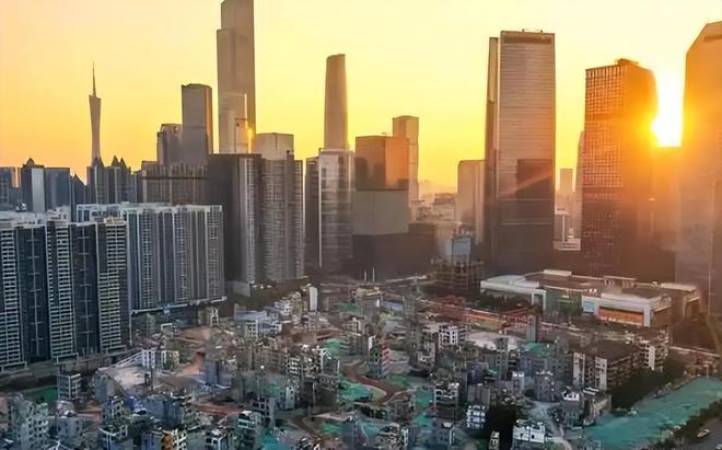 好消息住建部定调：楼龄满25年以上的老房子业主或将发财！(图3)