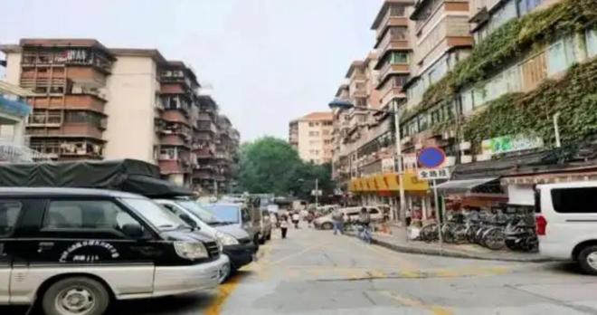 好消息住建部定调：楼龄满25年以上的老房子业主或将发财！(图4)