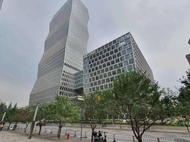 【】今日聚焦古北99售楼处发布：闵行古北99生活新篇章！(图11)