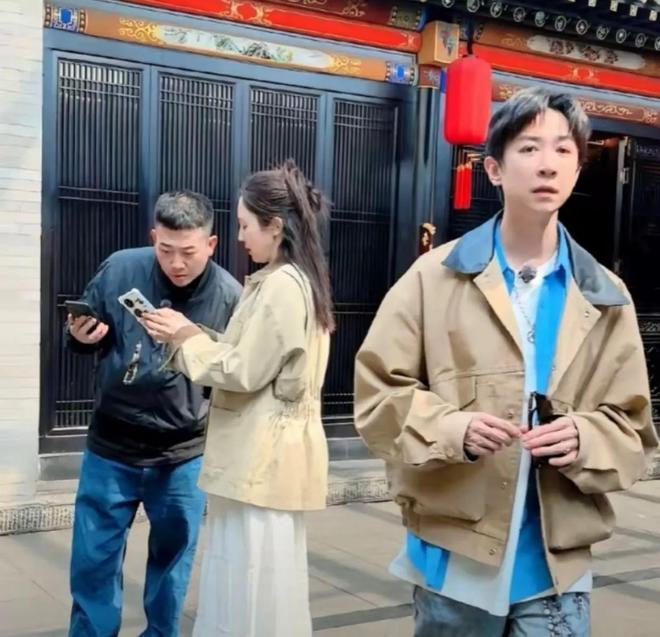 又相信爱情了董璇二婚现场照曝光场面朴实男方黑历史被扒(图5)
