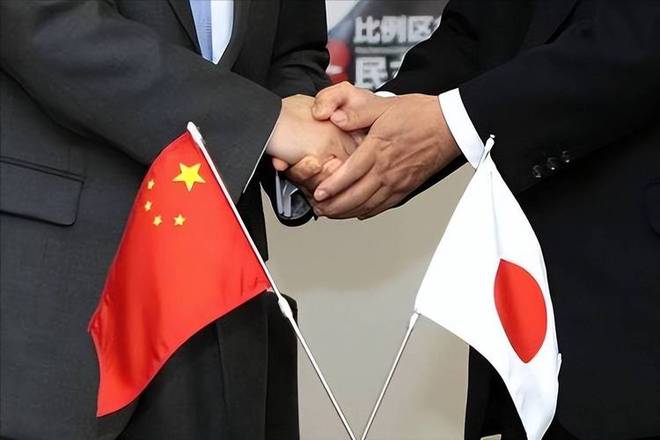 选美国还是选中国？关键时刻日方唱起双簧石破茂终于把话挑明(图9)