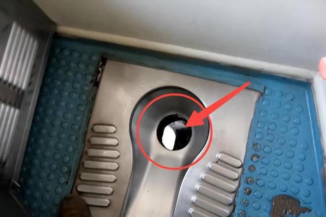 港媒:中国高铁已被“粪便淹没”!再不处理后果严重是真的吗?(图6)