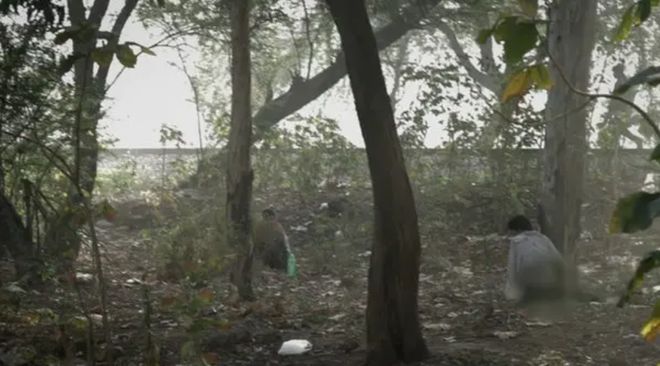 印度大哥在加拿大咖啡店“自由飞翔”网友：快给我洗洗眼(图5)