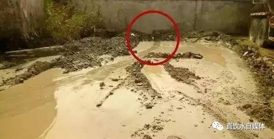 头条高腐蚀性强碱污水直排水源地1500万人饮水受威胁！(图9)