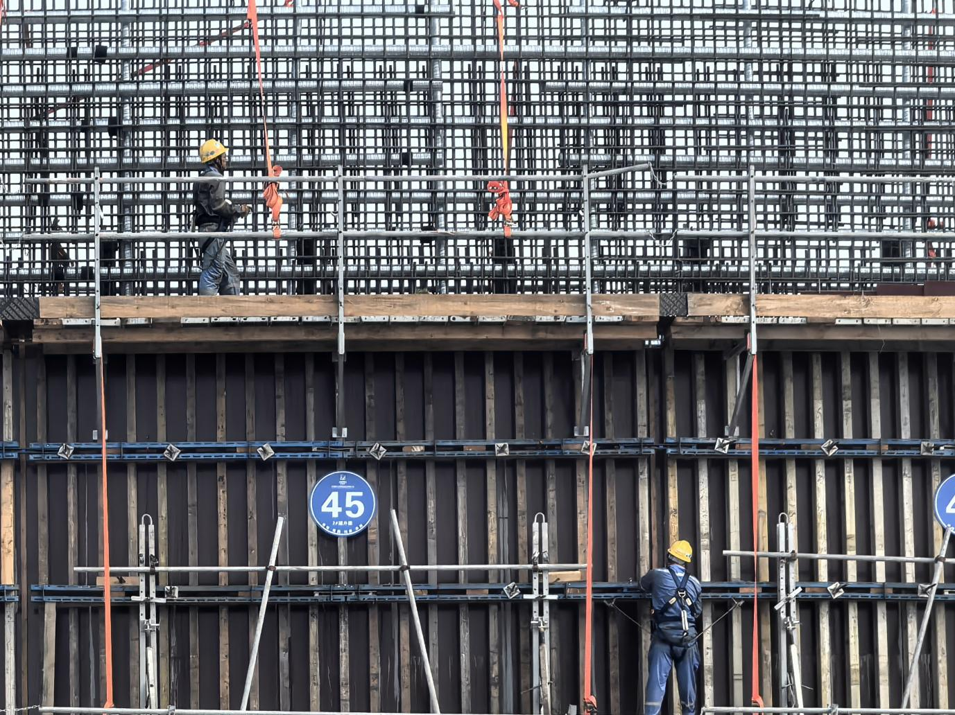 连云港赣榆区打造长三角新能源“巨无霸气仓”(图1)