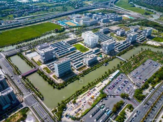 爆完“粪管”爆“水管”谁该为“中国美院”这次事故负责?(图6)