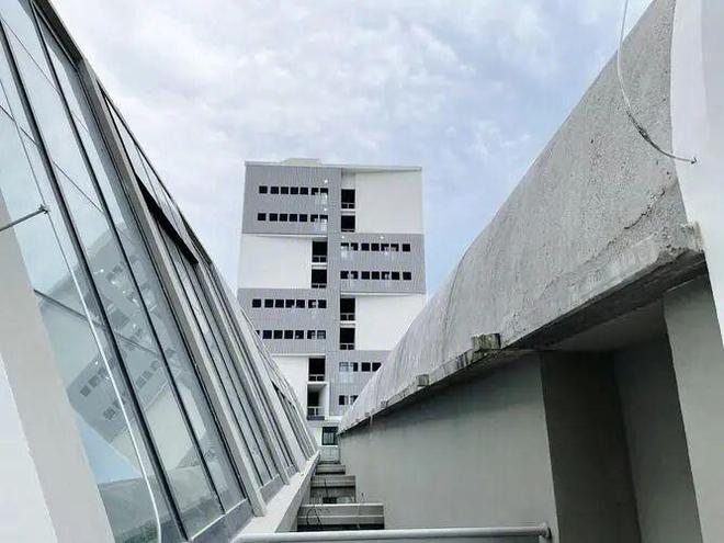 爆完“粪管”爆“水管”谁该为“中国美院”这次事故负责?(图5)