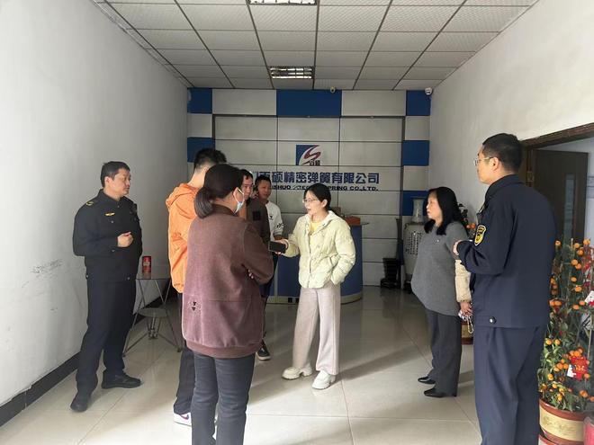 从“突击队”到“贴心人”我的执法十年变与不变丨那些年那些案(图2)