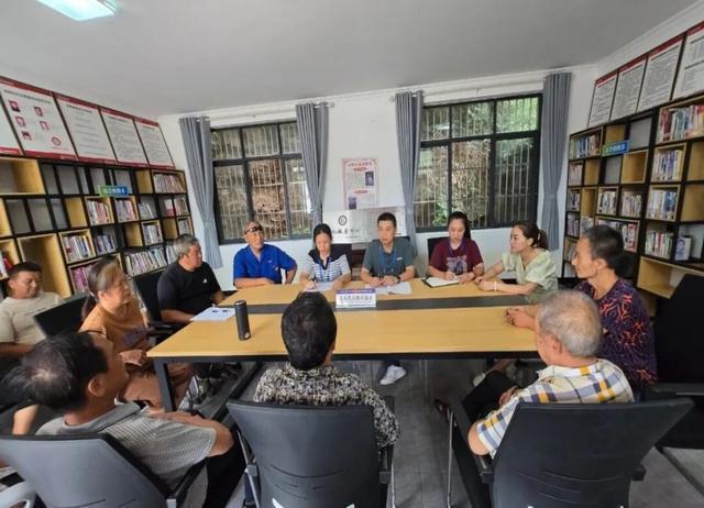 遂宁安居区凤凰街道精准发力解民忧为移民幸福生活贡献人大力量(图1)