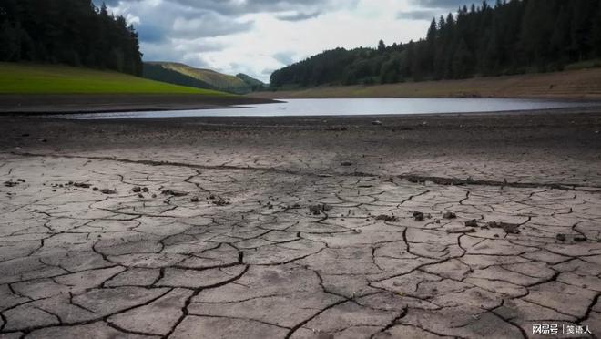 英国水危机线亿英镑留下债务与漏水管道(图6)