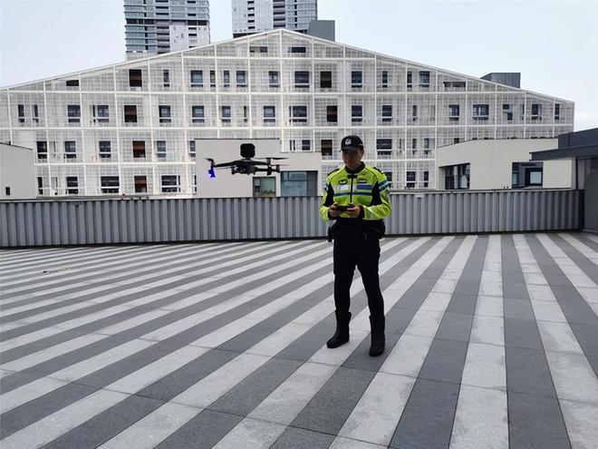 无人机应用全景图与您的飞行执照指南！(图5)