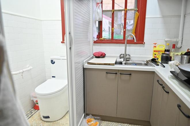 从“怕摔跤”到“邀做客”老人的心愿何以实现｜一平方米的改变有多难(图3)