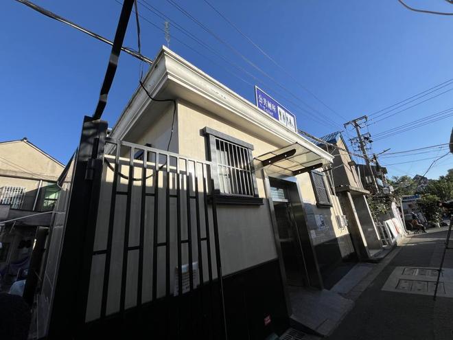 再见每天清晨公厕前排队倒马桶的日子｜一平方米的改变有多难(图5)