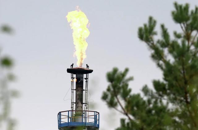 乌克兰袭击友谊管道：用能源讹诈匈牙利入欧不成就要拖人下水(图1)