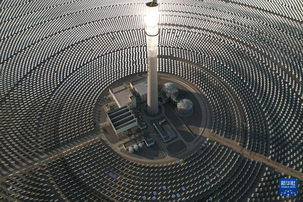 多技术路线并行“超级镜子”在这里变身-新华网(图2)