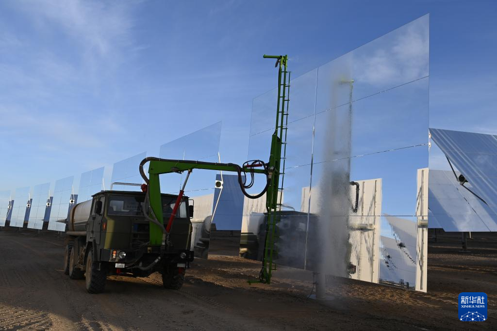 多技术路线并行“超级镜子”在这里变身-新华网(图4)