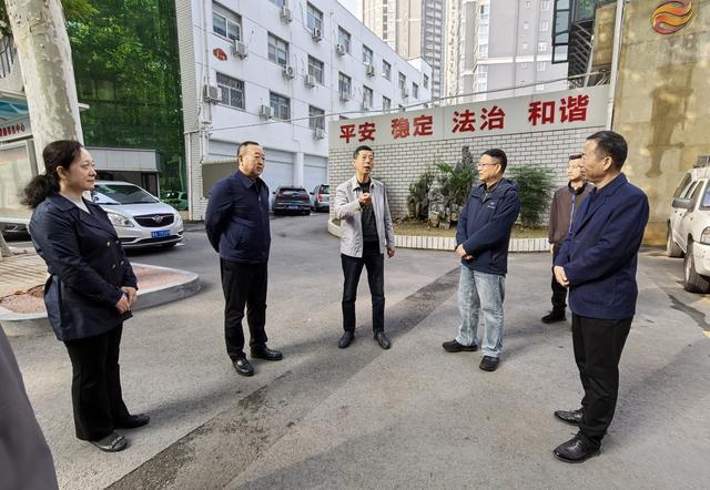 为民办实事！清理电视院区排污管网为郑州市政“点赞”(图2)